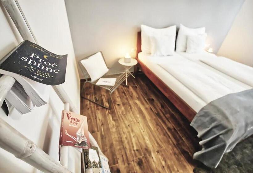 디럭스 스위트, U Josífka