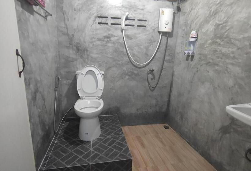 חדר סופריור, Rai Eingpu