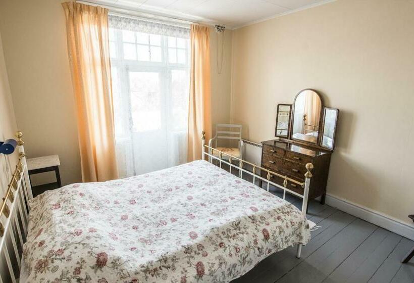 标准间带阳台, Stf Villa Söderåsen B&b