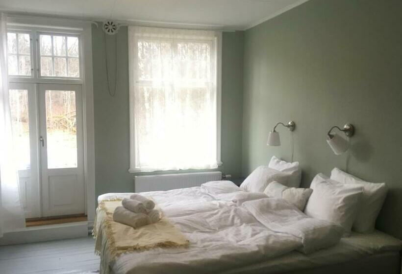 标准间带阳台, Stf Villa Söderåsen B&b