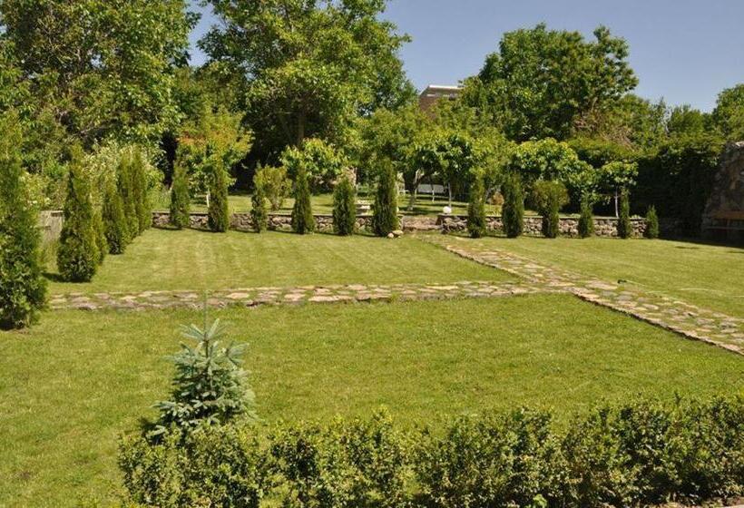 غرفة عائلية مطلّة علي الجبل, Aya Maria Wellness Spa Resort