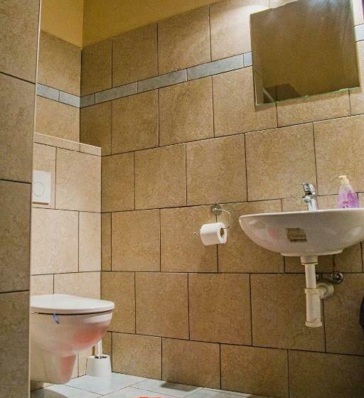 غرفة قياسية ثلاثية, Grand Hotel Jaroměř