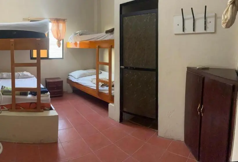 ４ベッドルームクラシックタイプ, Auto Hostal Jaramisol