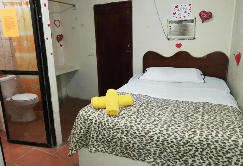 デラックスルーム, Auto Hostal Jaramisol