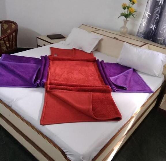 غرفة ديلوكس, Mount Way