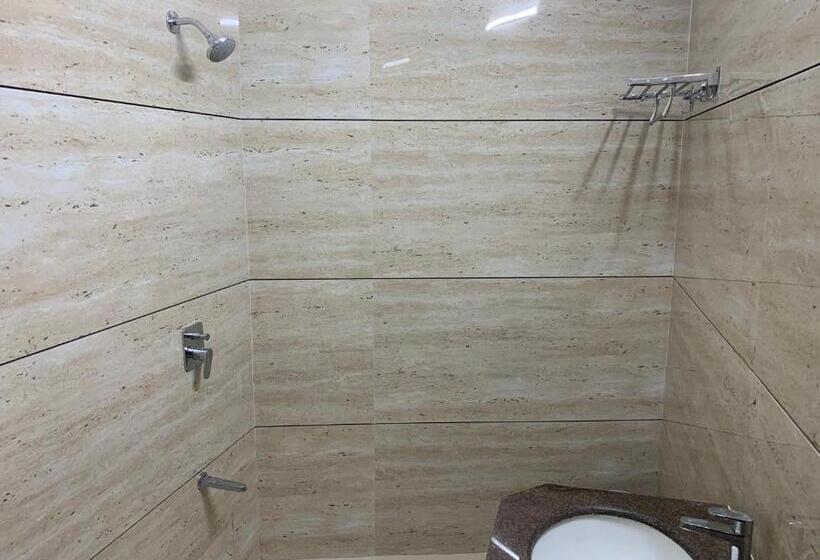 غرفة إقتصادية, Mount Way