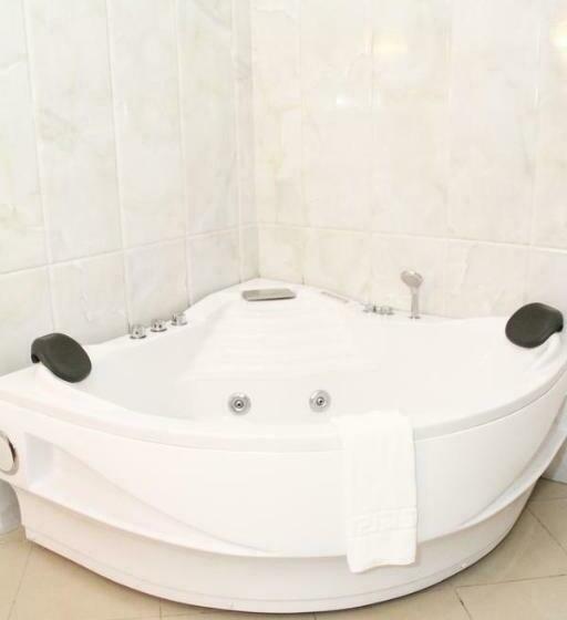 エクゼクティブスイート, Nejobugg Palace