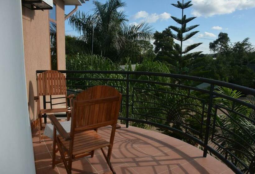 エクゼクティブスイート, Nejobugg Palace