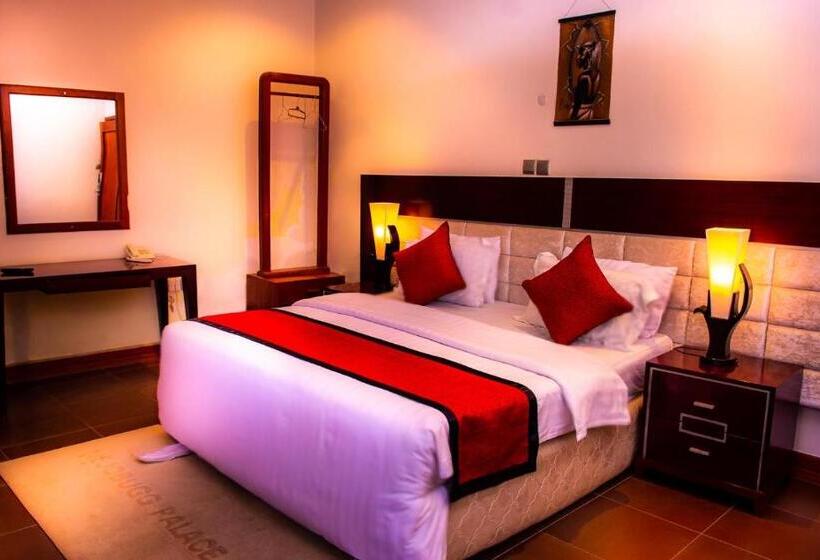 スタンダードルーム, Nejobugg Palace