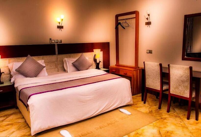 デラックスルーム, Nejobugg Palace