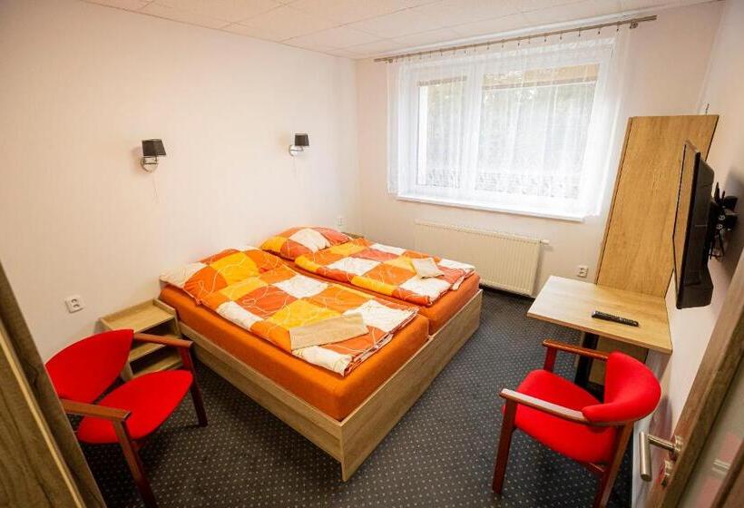 Háromágyas Standard Szoba, Rabbit