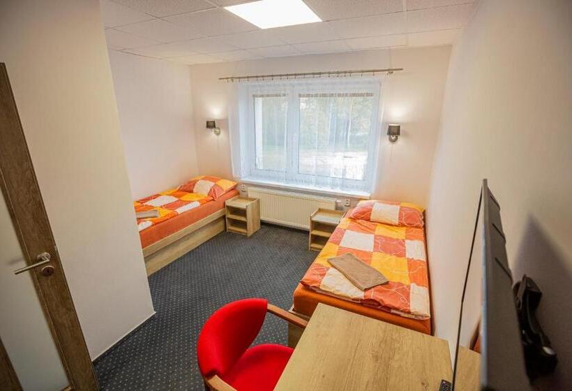 Háromágyas Standard Szoba, Rabbit