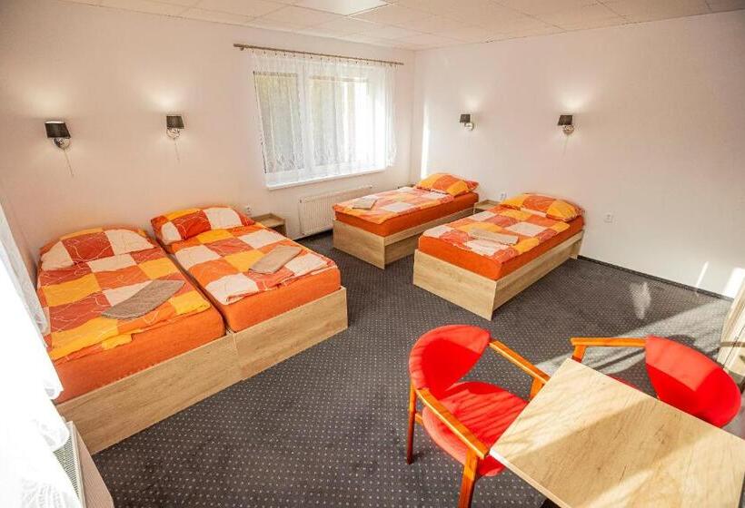 Négyágyas Standard Szoba, Rabbit