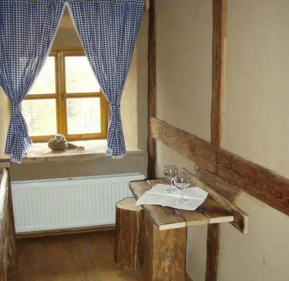 スタンダードルーム, Krčma Hotel U Císařské Cesty