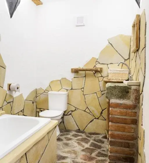 スタンダードトリプルルーム, Krčma Hotel U Císařské Cesty