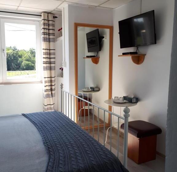 Номер Стандарт Индивидуальный, Motel Traffic