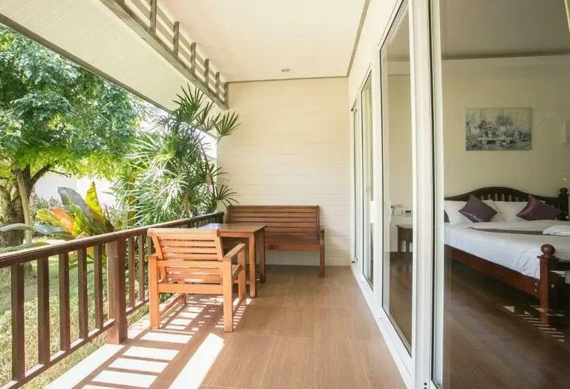デラックスルーム, Nisasiri Boutique Resort