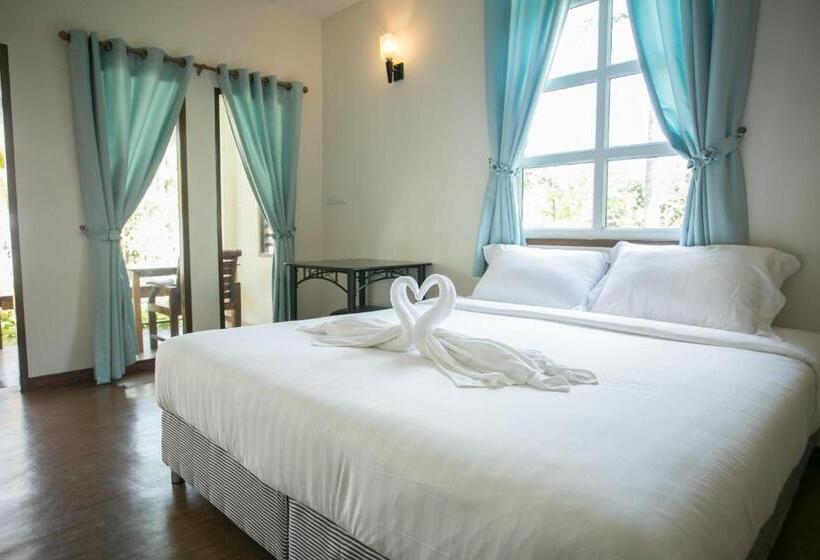 컴포트 룸, Nisasiri Boutique Resort