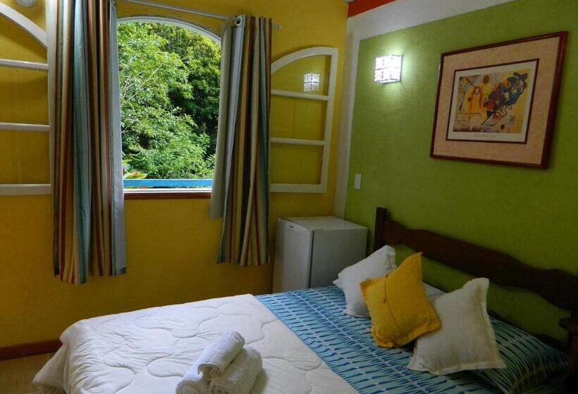 Трехместный Номер Стандарт с Балконом, Bicho Do Mato Suites