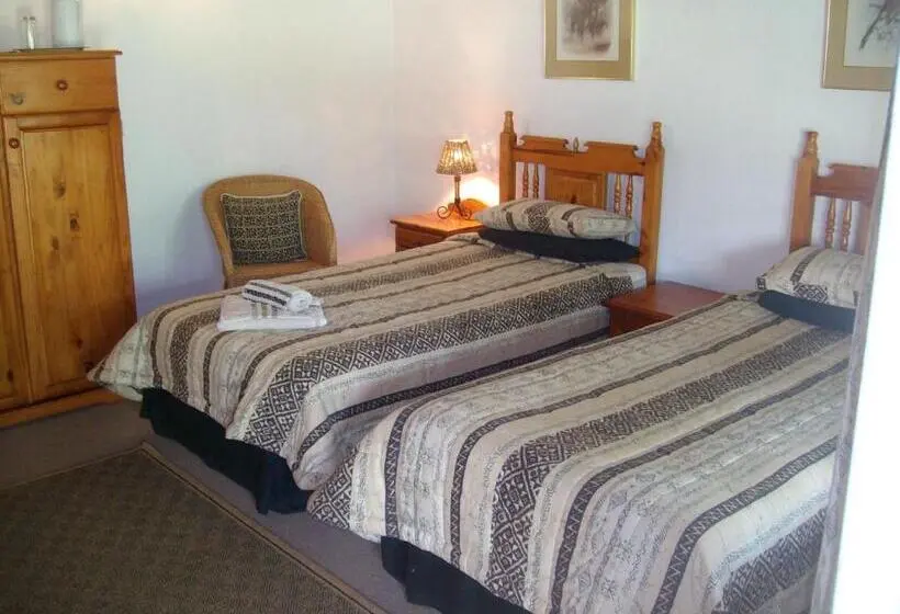 スタンダードルーム, Oaktree Lodge Guest House