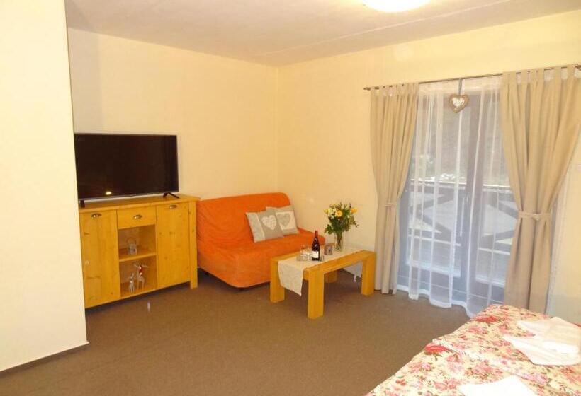 标准三人间, Penzion Bystrinka