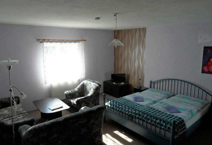 패밀리 룸, Penzion Skalíček