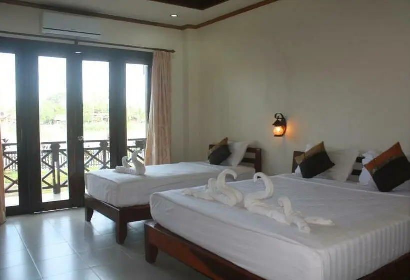 スーペリアールーム, Sengahloune Villa