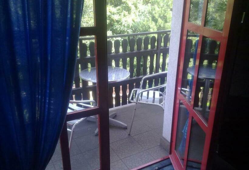 Standard Szoba, Studánka