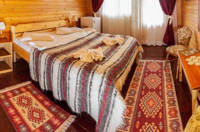 غرفة قياسية, Vila Riki