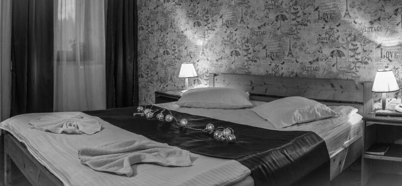 غرفة قياسية, Vila Riki