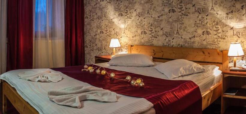 غرفة قياسية, Vila Riki