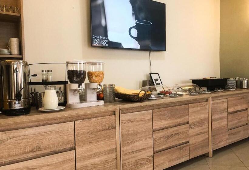 스탠다드 트리플 룸, Pensiunea Aliart