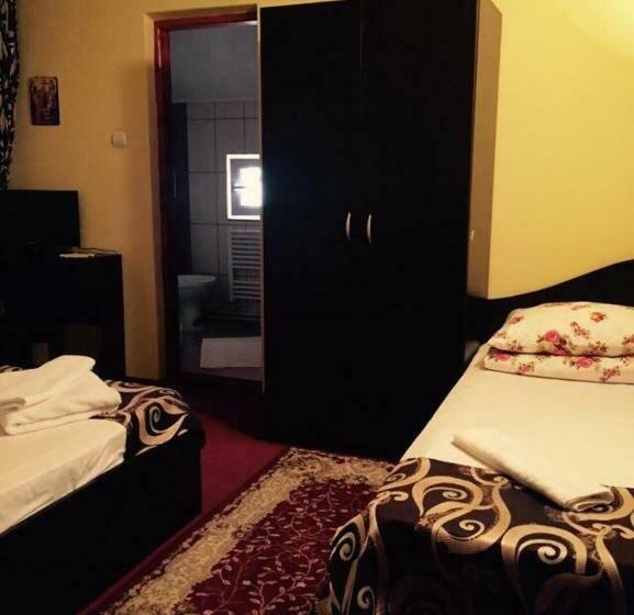 스탠다드 트리플 룸, Pensiunea Valea Frumoasei