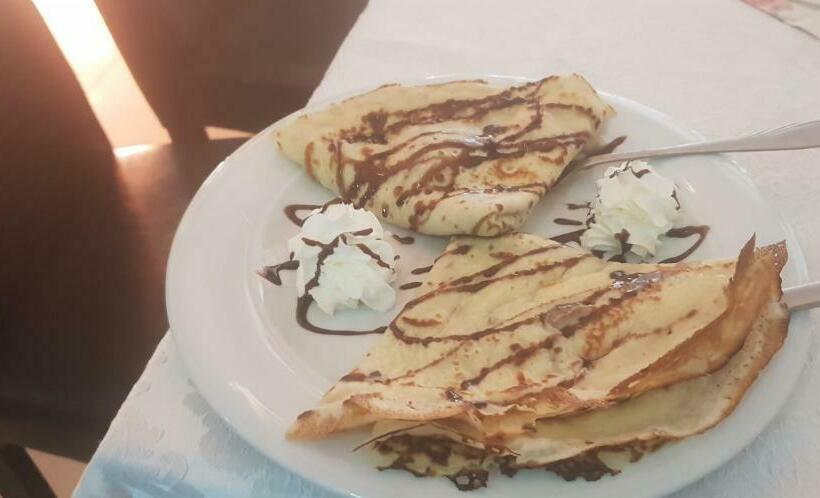 4인용 스탠다드 룸, Pensiunea Valea Frumoasei