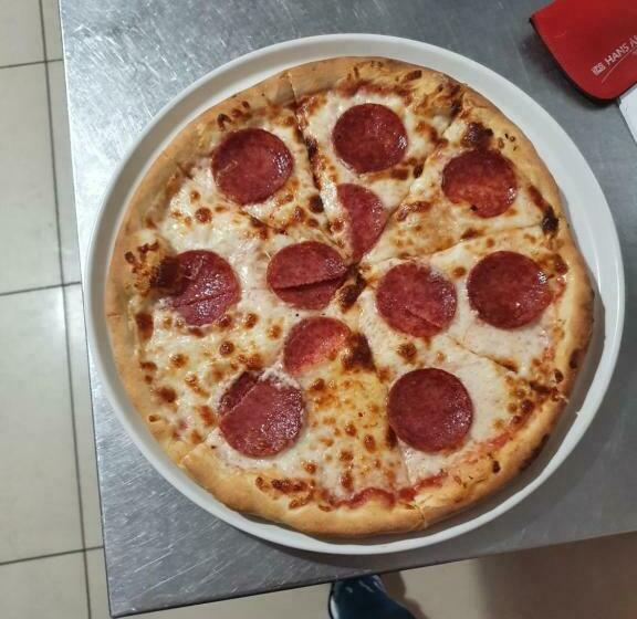 4인용 스탠다드 룸, Pensiunea Valea Frumoasei