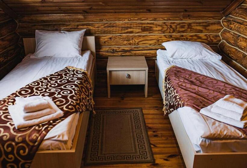 בקתת חדר, Olympic Village