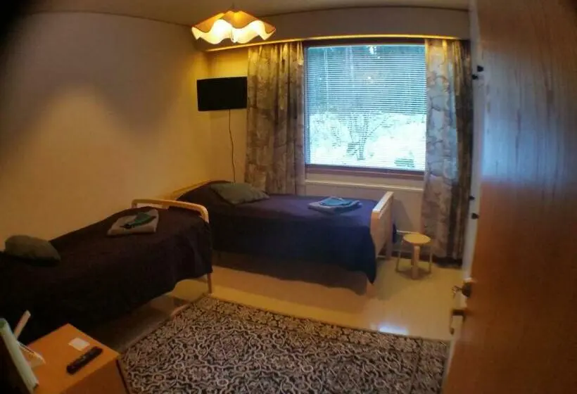 バス共有のスタンダードルーム, B&b Neulomotie