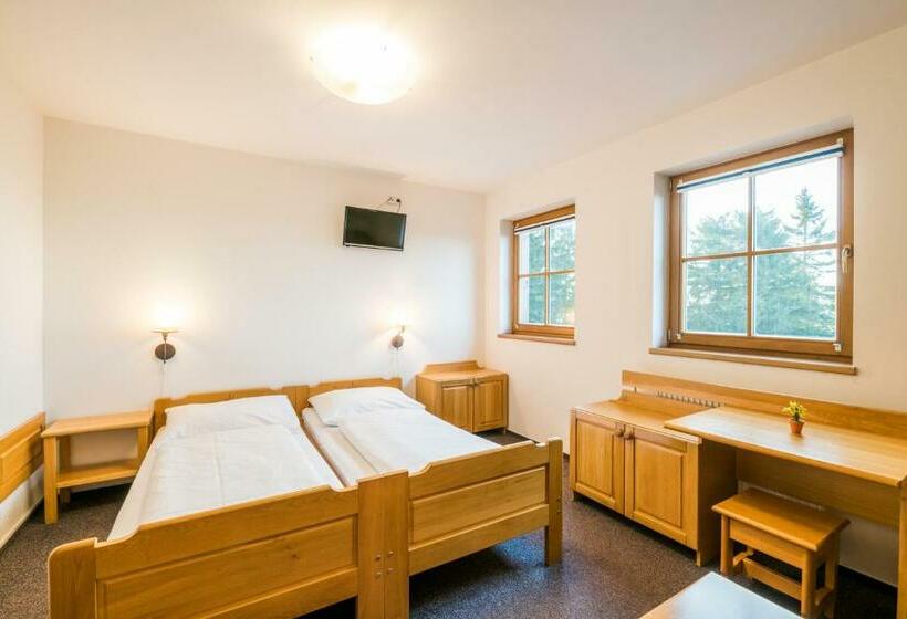 חדר סטנדרט לארבעה, Horský Hotel Kohútka