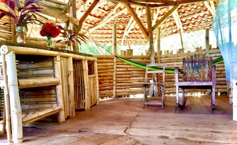 Семейное Бунгало, Finca La Magia