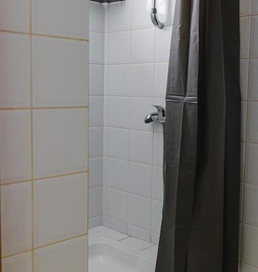 חדר סטנדרט, Kolyba Opryshkiv