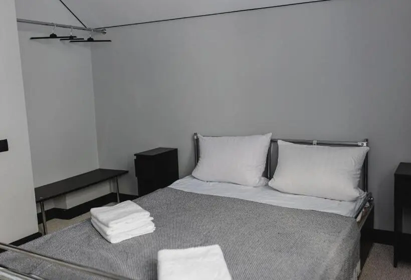 Standard room with outdoor bath, Kolyba Opryshkiv