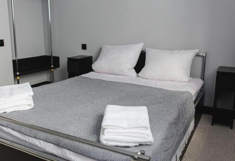 Standard room with outdoor bath, Kolyba Opryshkiv