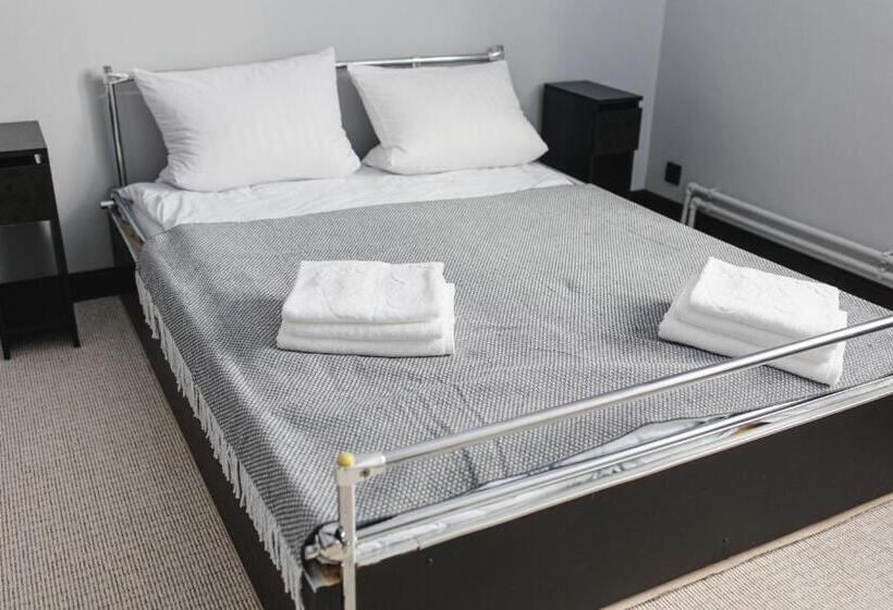 Standard room with outdoor bath, Kolyba Opryshkiv