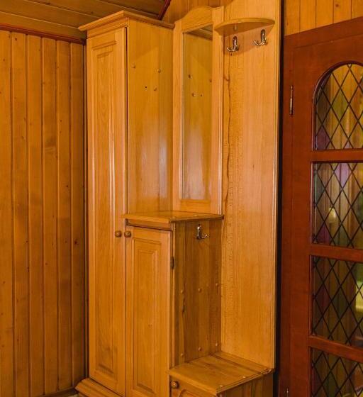 בית, חדר שינה 1, Kolyba Opryshkiv