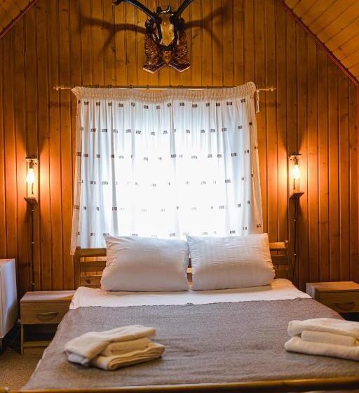 בית, חדר שינה 1, Kolyba Opryshkiv