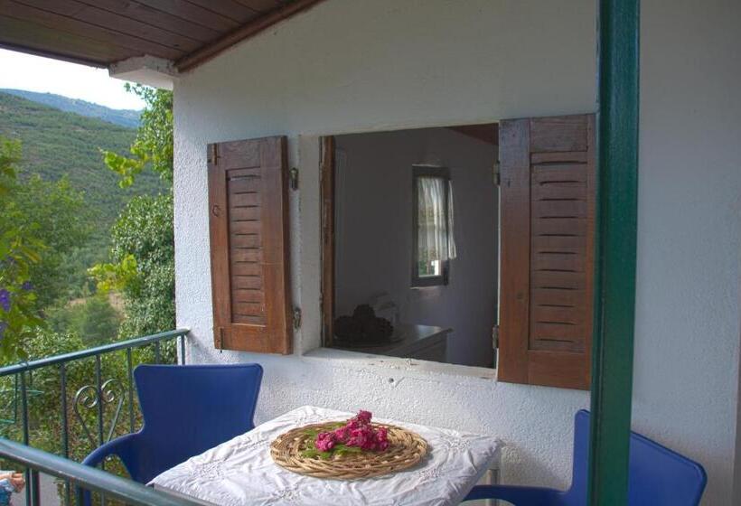 חדר משפחתי, Retiro Da Arminda