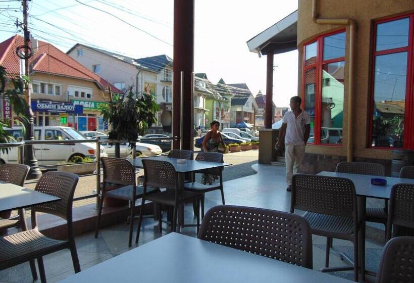 디럭스 룸, Serpanok