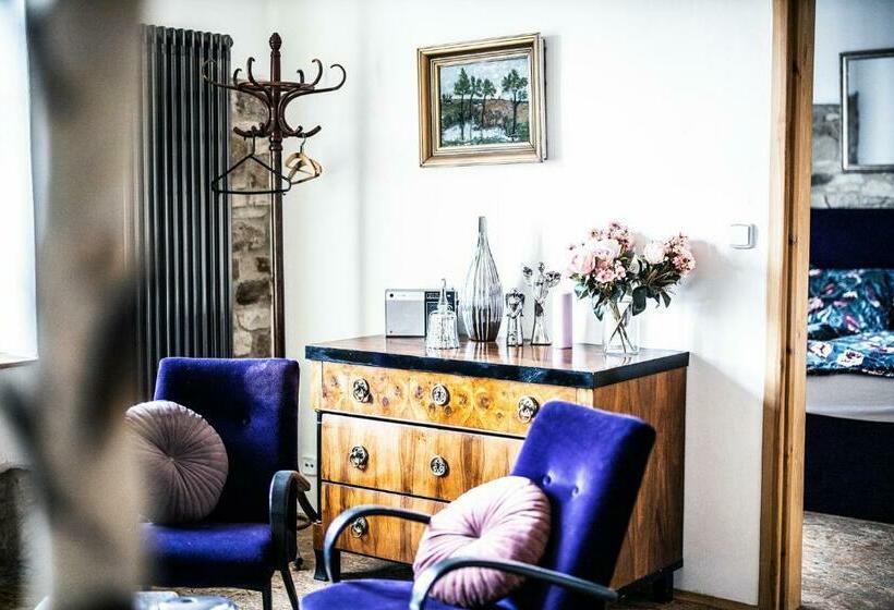 Люкс Кровать Кинг, Statek Luníkov