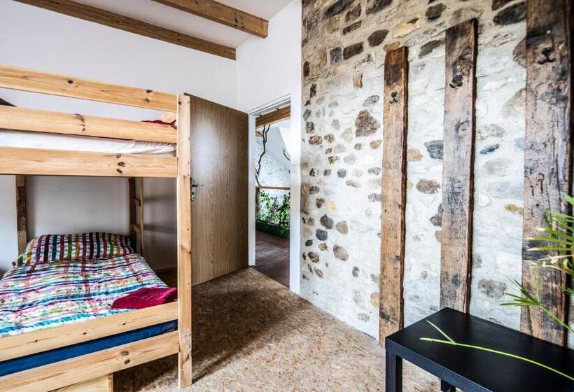 Студия Стандарт, Statek Luníkov