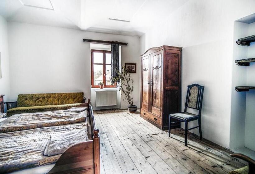 Апартаменты 1 Спальня, Statek Luníkov